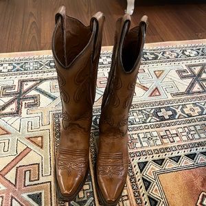Women’s Circle G cowgirl boots